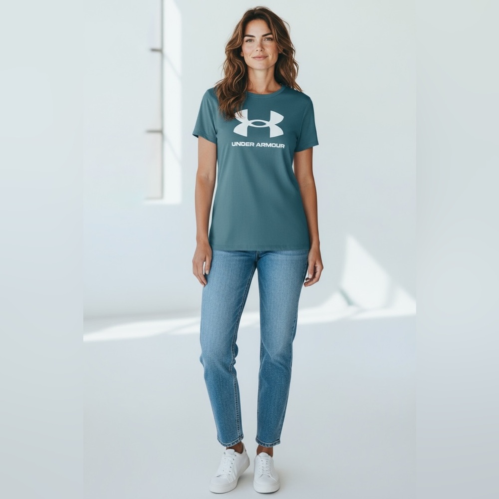 Under Armour Women’s Blue Tee NWT • Large • Performance Stretch • Cool Comfort